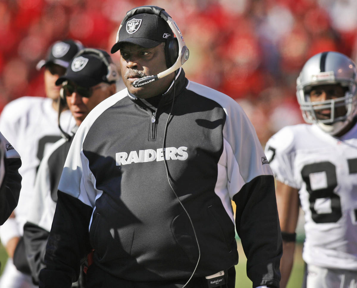 In this Nov. 19, 2006, file photo, Oakland Raiders coach Art Shell works the sidelines during t ...