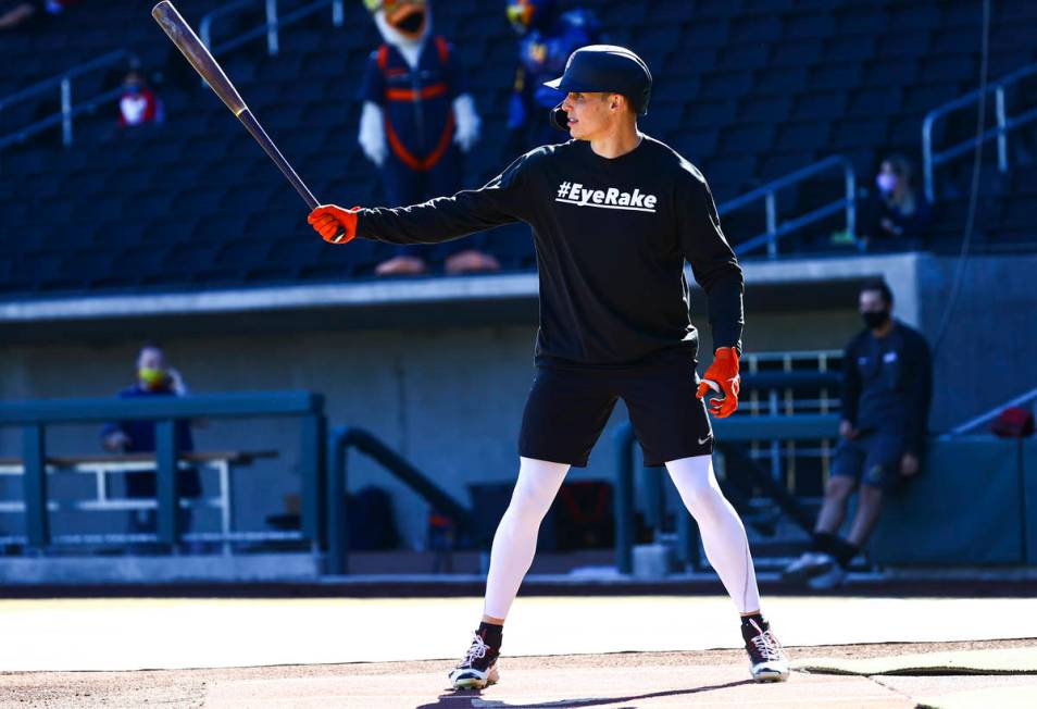 San Francisco Giants' Drew Robinson participates in batting practice at the Las Vegas Ballpark ...