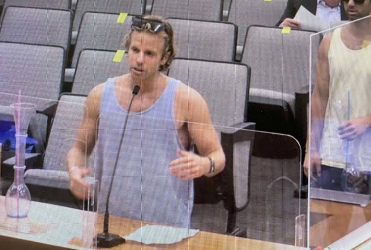 Chad Kroeger speaks during the North Las Vegas City Council meeting. (Blake Apgar)