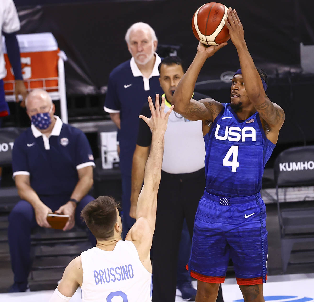 USA's Bradley Beal (4) shoots against Argentina during the first half of an exhibition basketba ...