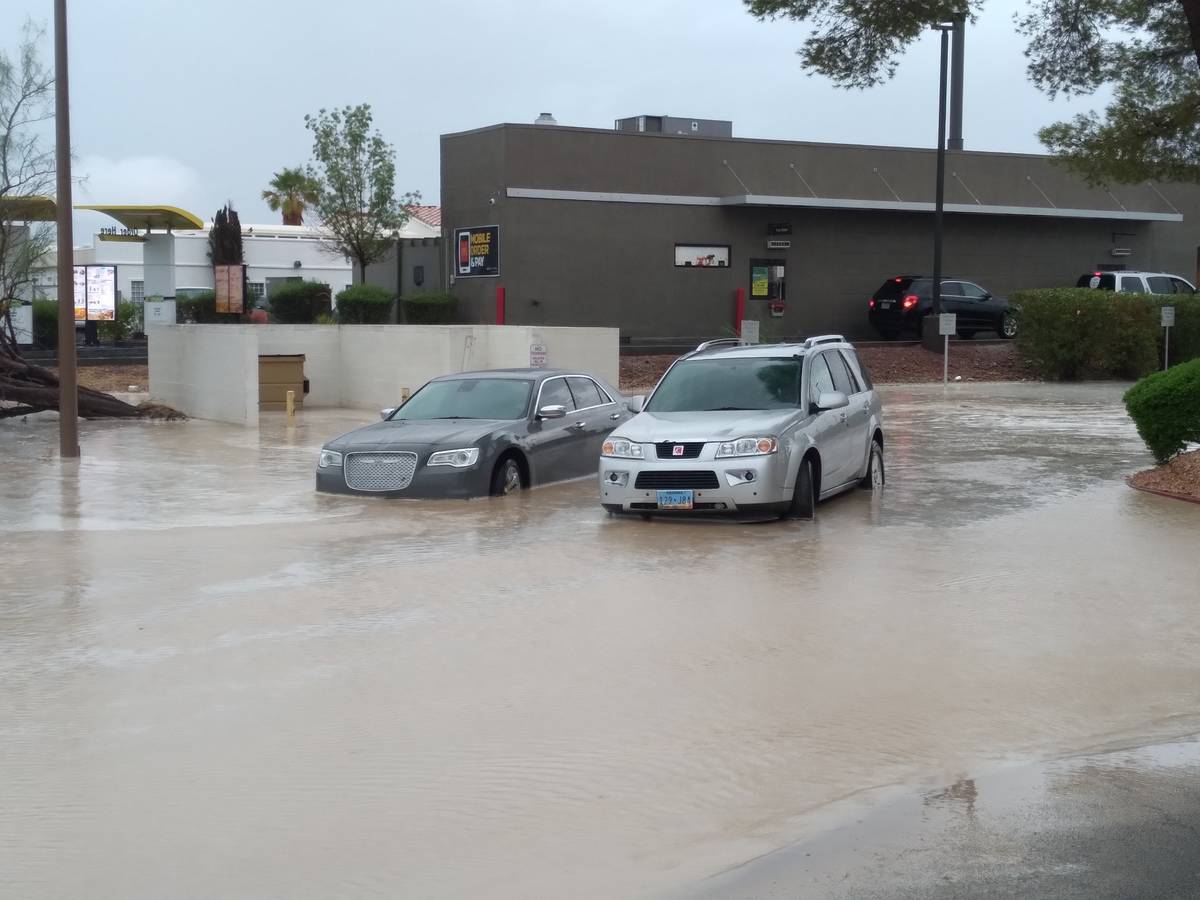 Flooding continues in Pahrump. (Selwyn Harris/Pahrump Valley Times)