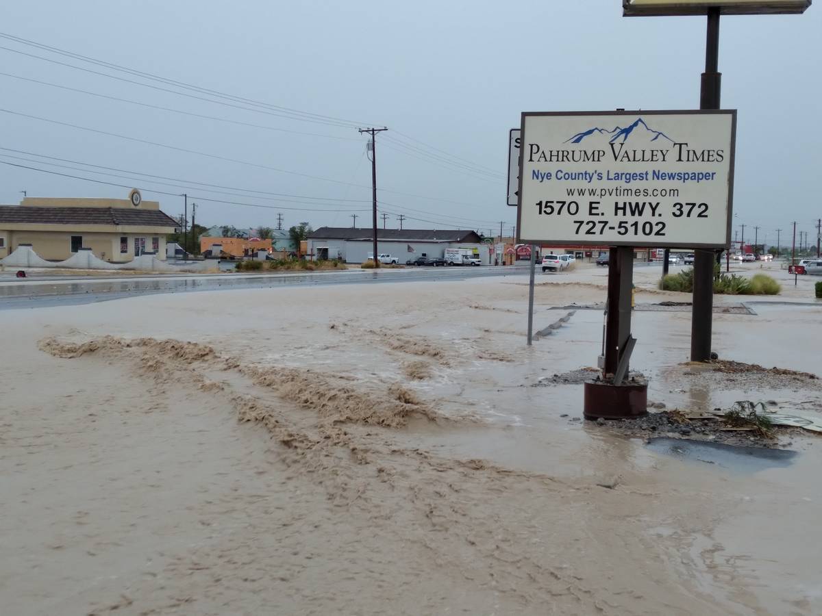 Flooding continues in Pahrump. (Selwyn Harris/Pahrump Valley Times)