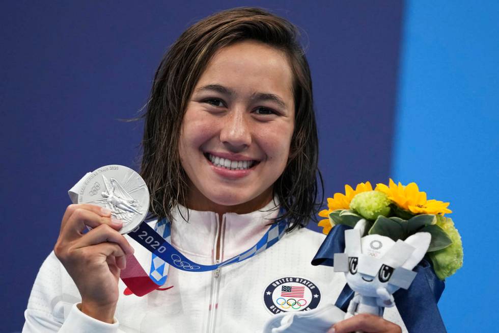 Erica Sullivan of the United States poses with silver medal for the women's 1500-meters freesty ...