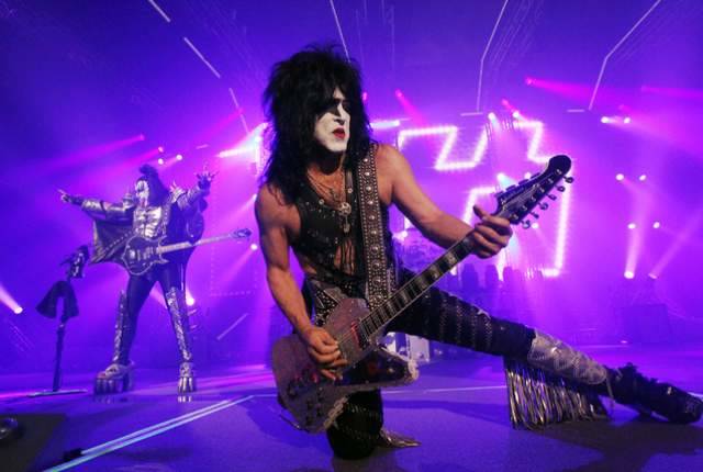 Gene Simmons, left, and Paul Stanley of Kiss, perform at The Joint at the Hard Rock hotel-casin ...