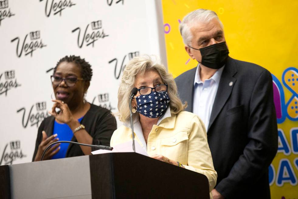 Congresswoman Dina Titus, D-Nev., and Gov. Steve Sisolak watch winners in Reno claim their priz ...