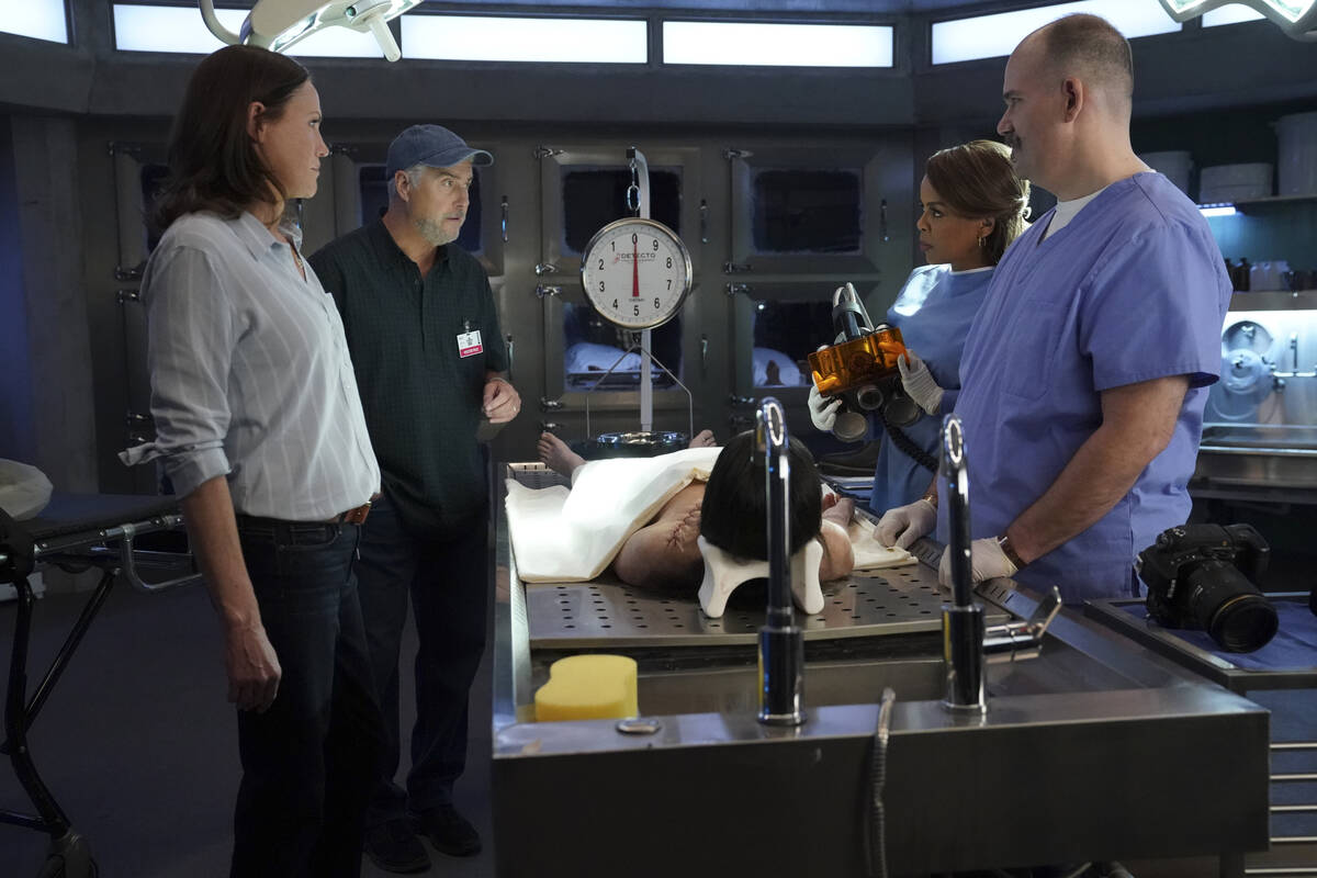 From left, Jorja Fox as Sara Sidle, William Petersen as Dr. Gil Grissom, Paula Newsome as Maxin ...
