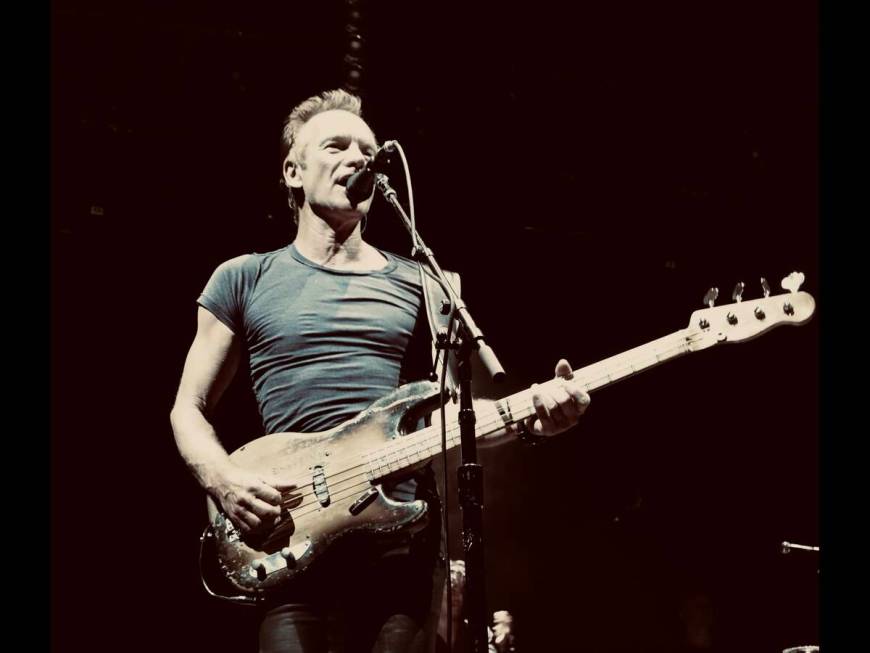 Sting (Martin Kierszenbaum)