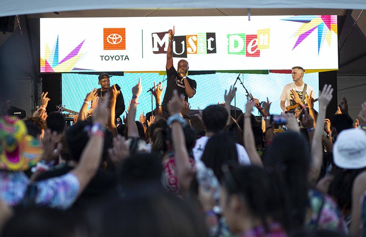 Odie, center, performs at the Toyota Music Den during the final day of the Life is Beautiful fe ...