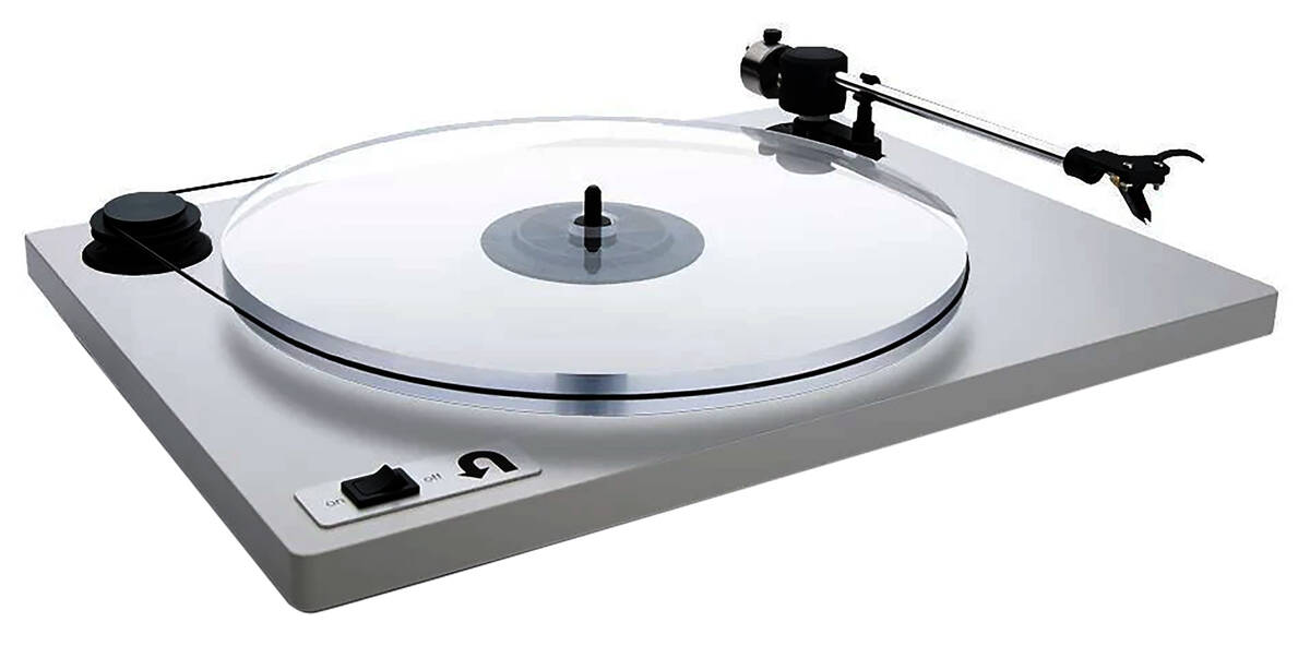 5. U-turn Orbit Plus Turntable Because a throwback form doesn’t have to have throwback style. ...