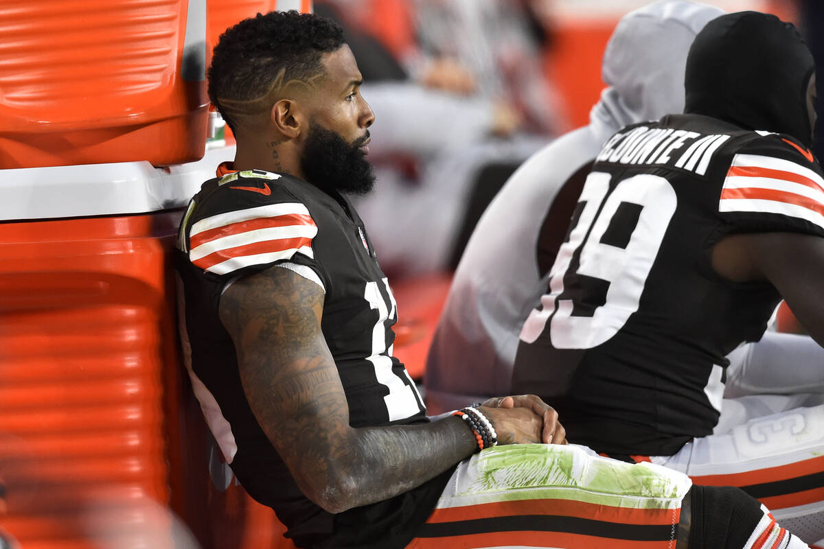 Cleveland Browns wide receiver Odell Beckham Jr. sits on the bench during the second half of an ...