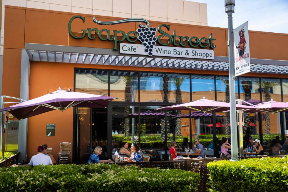 People dine at Grape Street in Downtown Summerlin on Saturday, May 9, 2020. (Chase Stevens/Las ...