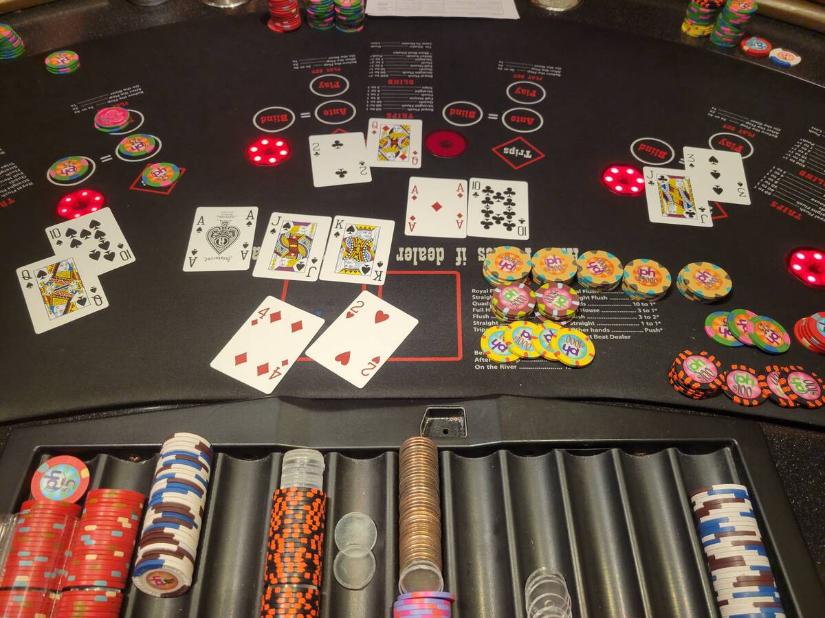 The Ultimate Texas Hold 'Em hand that won Scott Long more than $500K on Wednesday. (Caesars Ent ...