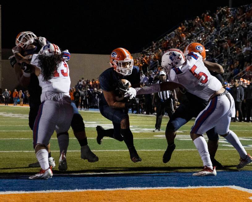 Bishop Gorman running back Cam'ron Barfield (3) runs for a touchdown during the second half of ...