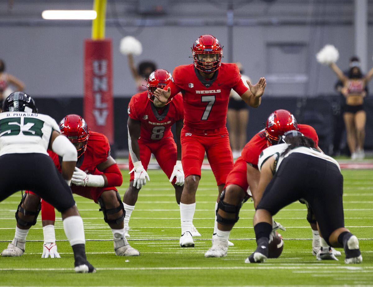 UNLV Rebels quarterback Cameron Friel (7) signals to his teammates during the second half of an ...