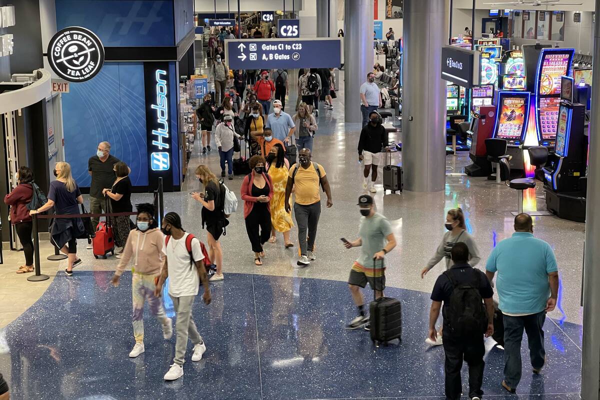The concourse McCarran International Airport. (K.M. Cannon/Las Vegas Review-Journal) @KMCannonPhoto