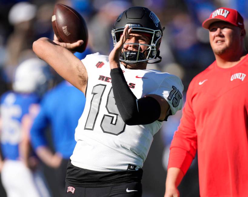 UNLV quarterback Matthew Geeting warms up before an NCAA college football game against Air Forc ...