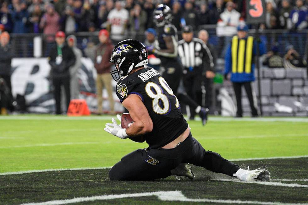 Baltimore Ravens tight end Mark Andrews catches a touchdown pass from quarterback Lamar Jackson ...