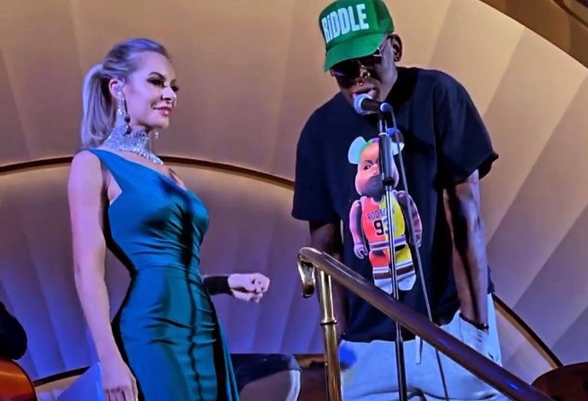 Delilah at Wynn Las Vegas vocalist Savannah Lynx welcomes Dennis Rodman to the stage at the clu ...