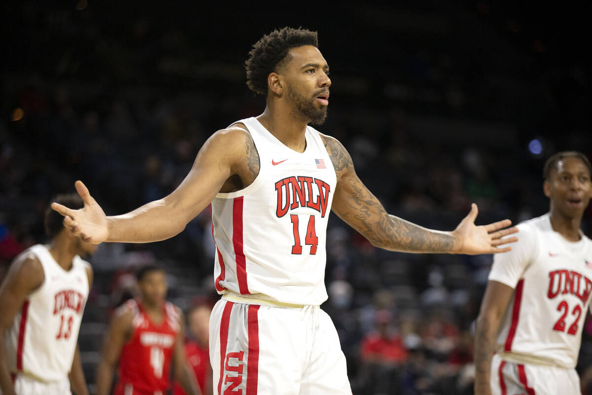 UNLV Rebels forward Royce Hamm Jr. (14) reacts to a refereeճ call during the second half ...