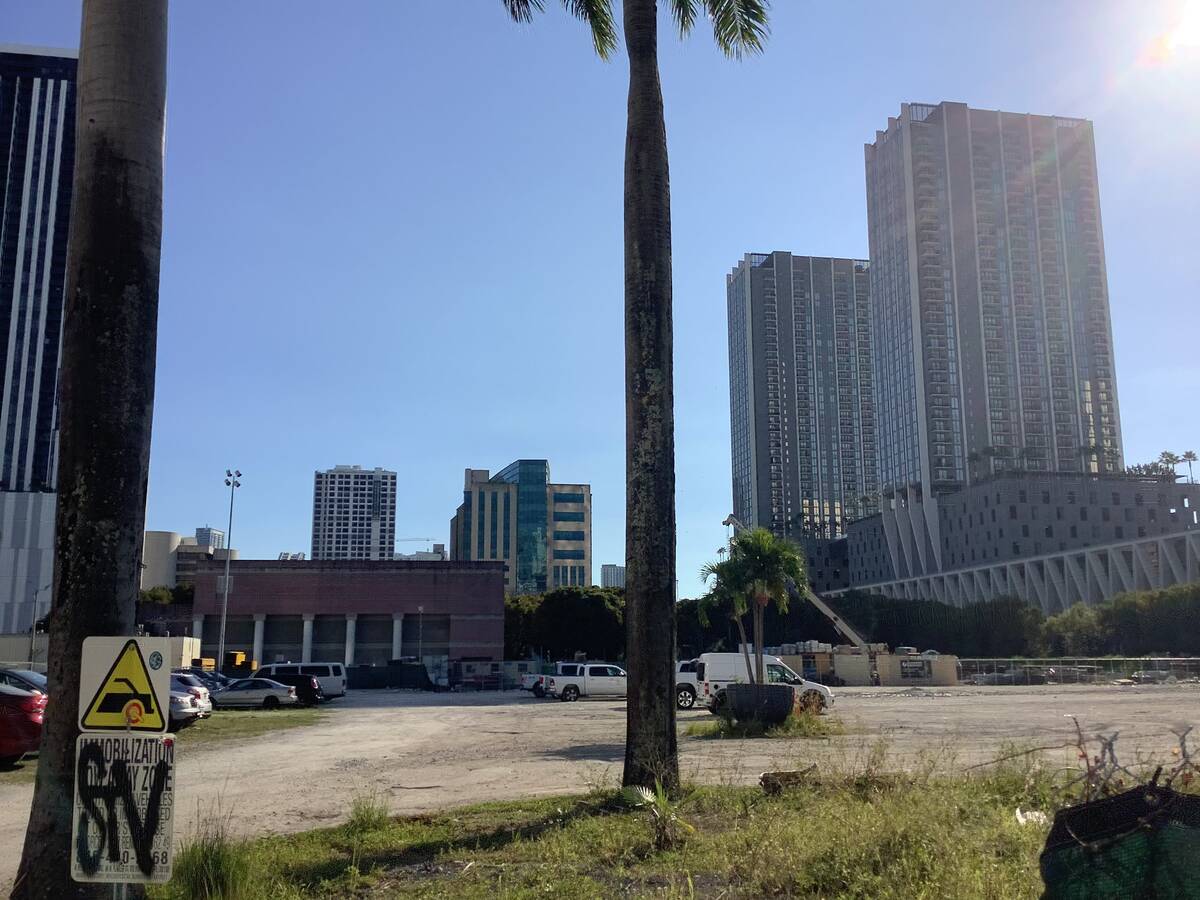 Developer Steve Witkoff's firm announced this summer that it acquired a 4.7-acre parcel in down ...
