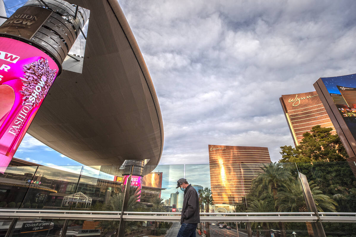 The Las Vegas Strip is seen in January 2021. (Benjamin Hager/Las Vegas Review-Journal)