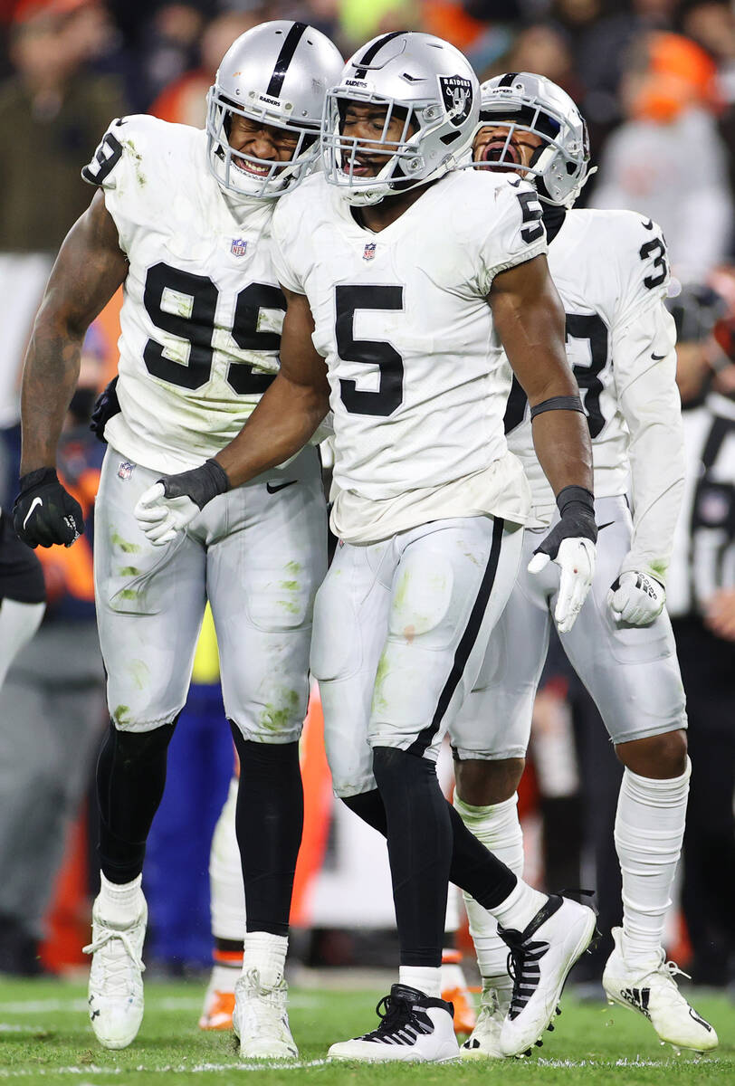 Raiders defensive end Clelin Ferrell (99), linebacker Divine Deablo (5) and Raiders safety Rode ...
