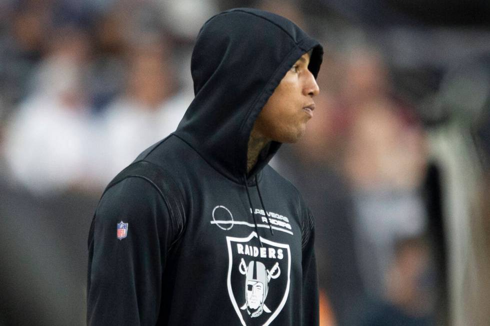 Raiders tight end Darren Waller (83) on the sideline during the second quarter of an NFL footba ...