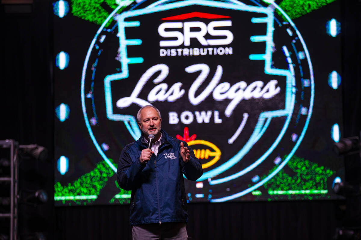 Las Vegas Convention and Visitors Authority President and CEO Steve Hill speaks during a welcom ...