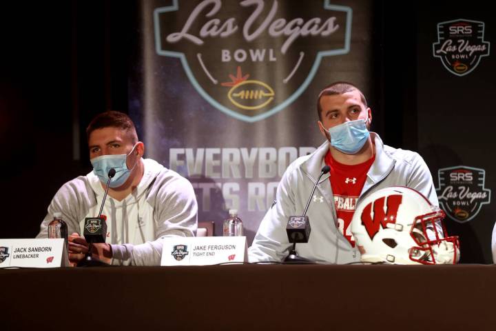 Wisconsin linebacker Jack Sanborn, left, and tight end Jake Ferguson during a news conference a ...