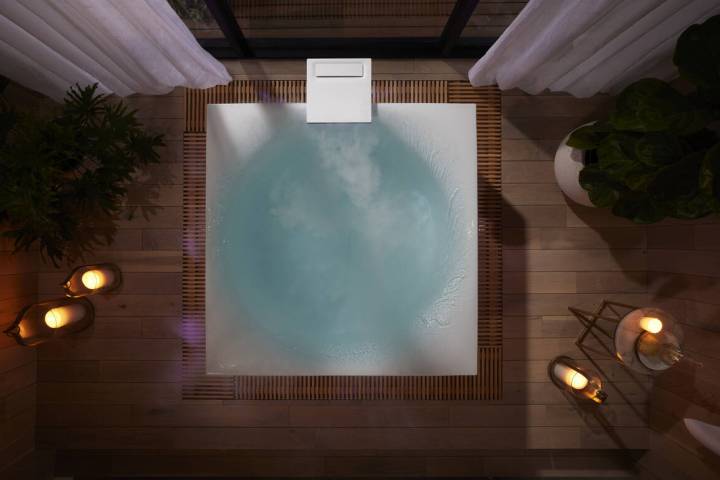 Kohler's Stillness Bath combines steam, aromatherapy and more for a spa-like experience at home ...