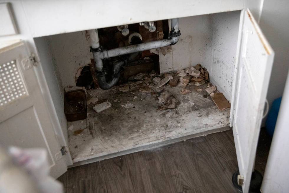The torn apart sink in Brenda Abrams’ unit at Desert Plaza Apartments on Tuesday, Dec. 21, 20 ...