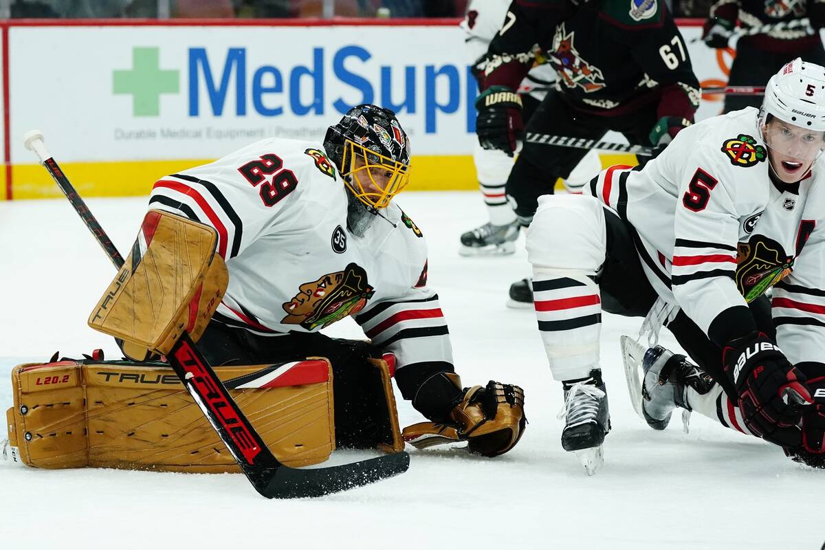 Chicago Blackhawks goaltender Marc-Andre Fleury (29) protects the goal against the Arizona Coyo ...