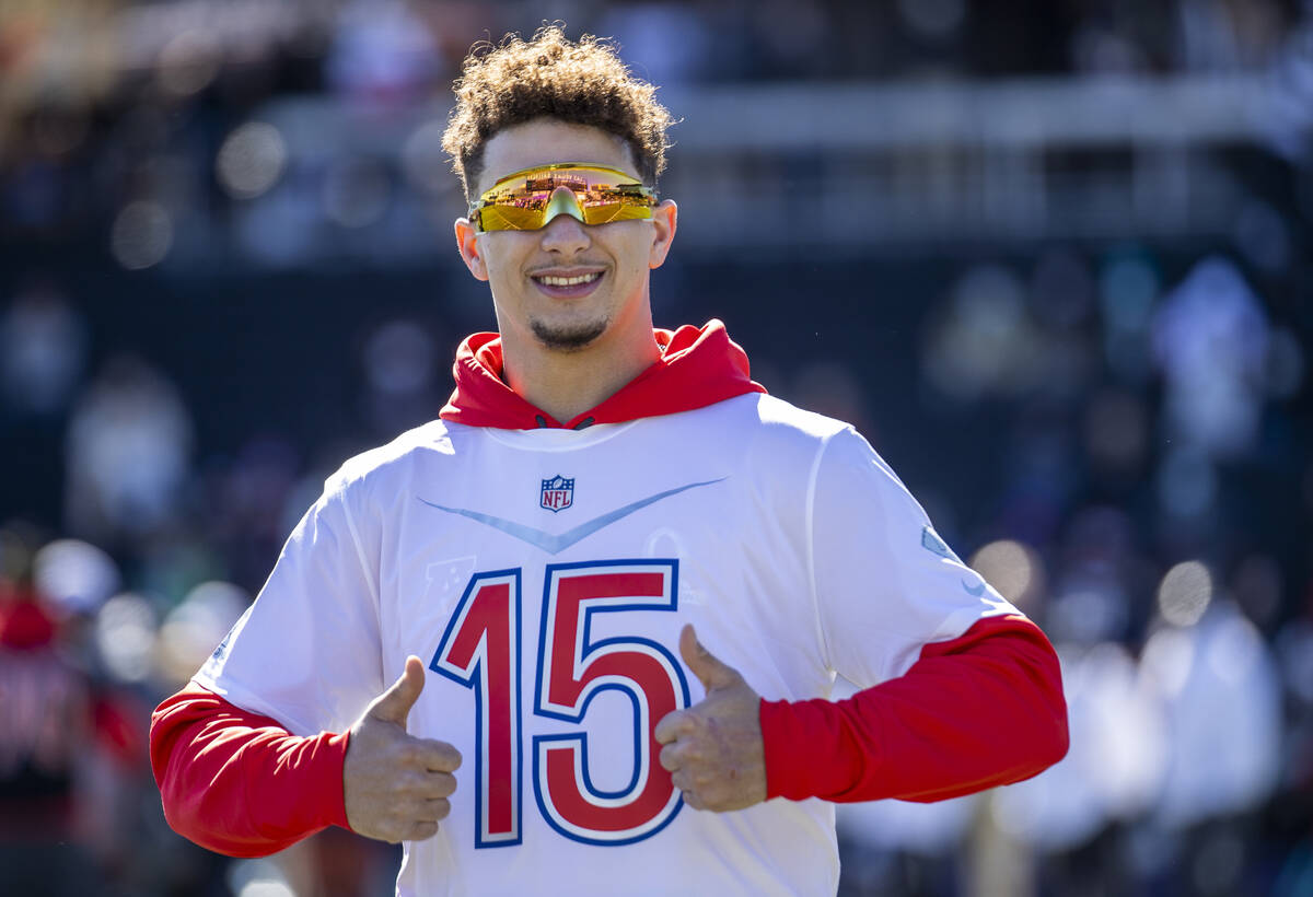 Kansas City Chiefs quarterback Patrick Mahomes jokes around for fans during AFC Pro Bowl team p ...