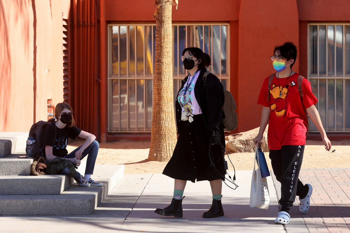 Students with and without masks at dismissal at Las Vegas Academy downtown Friday, Feb. 11, 202 ...