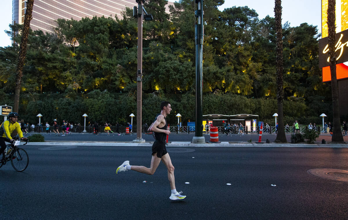 Justin Kent, of Canada, runs the final mile on his way to win the Rock ‘n’ Roll L ...