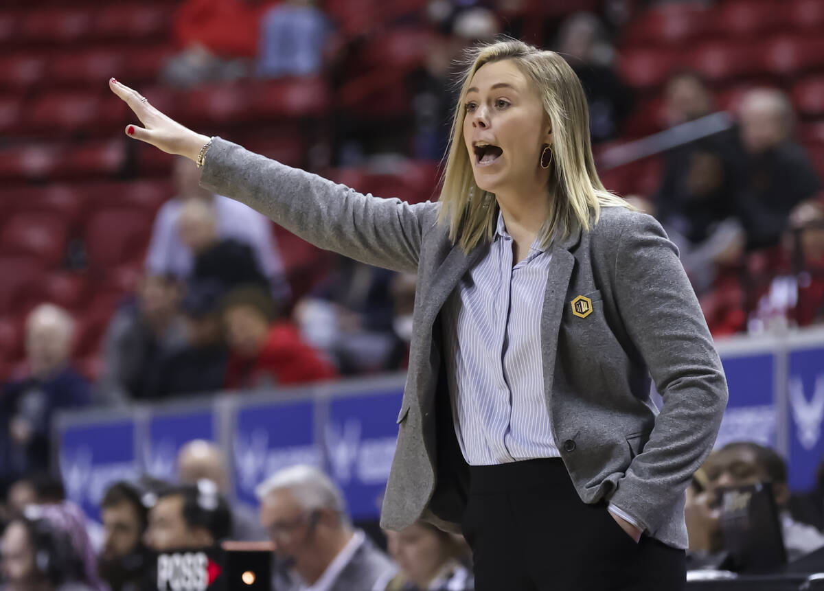 UNLV Lady Rebels head coach Lindy La Rocque motions to her team during the second half of quart ...
