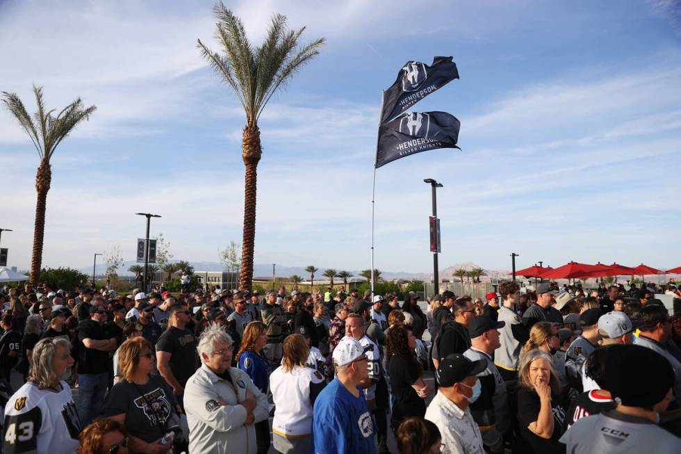 Fans wait to The Dollar Loan Center in Henderson for an AHL game between the Henderson Silver K ...