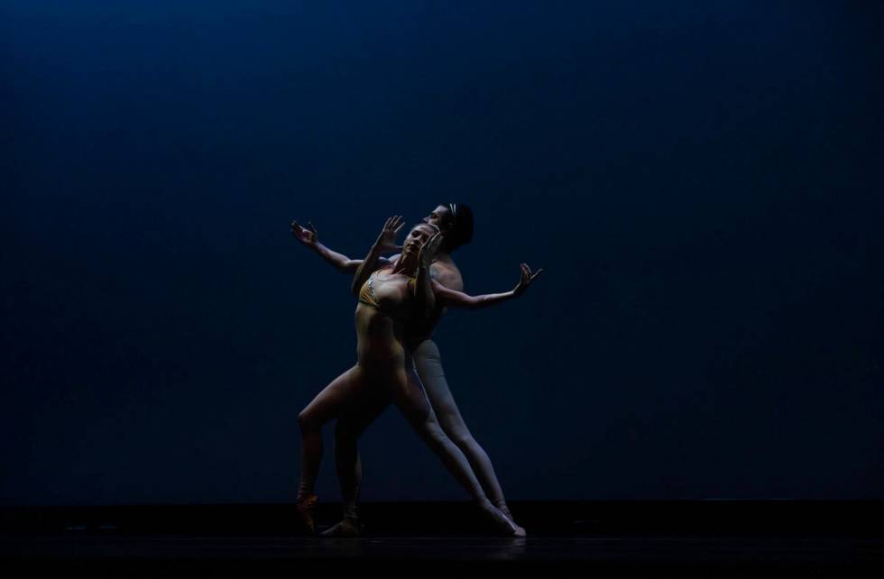 Nevada Ballet Theatre dancers Steven Goforth and Brooke Lyness perform during NBT’s 38th ...