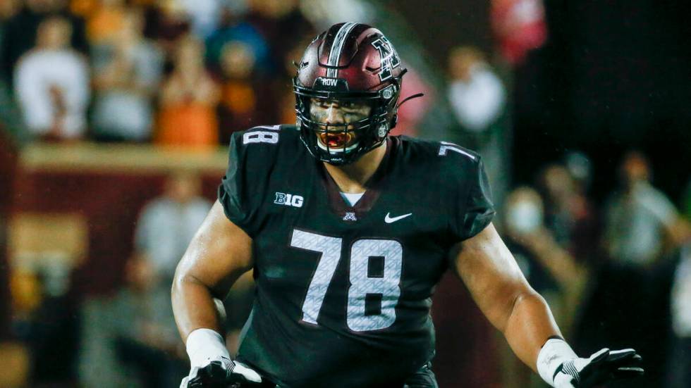 Minnesota offensive lineman Daniel Faalele (78) blocks against Ohio State in the third quarter ...