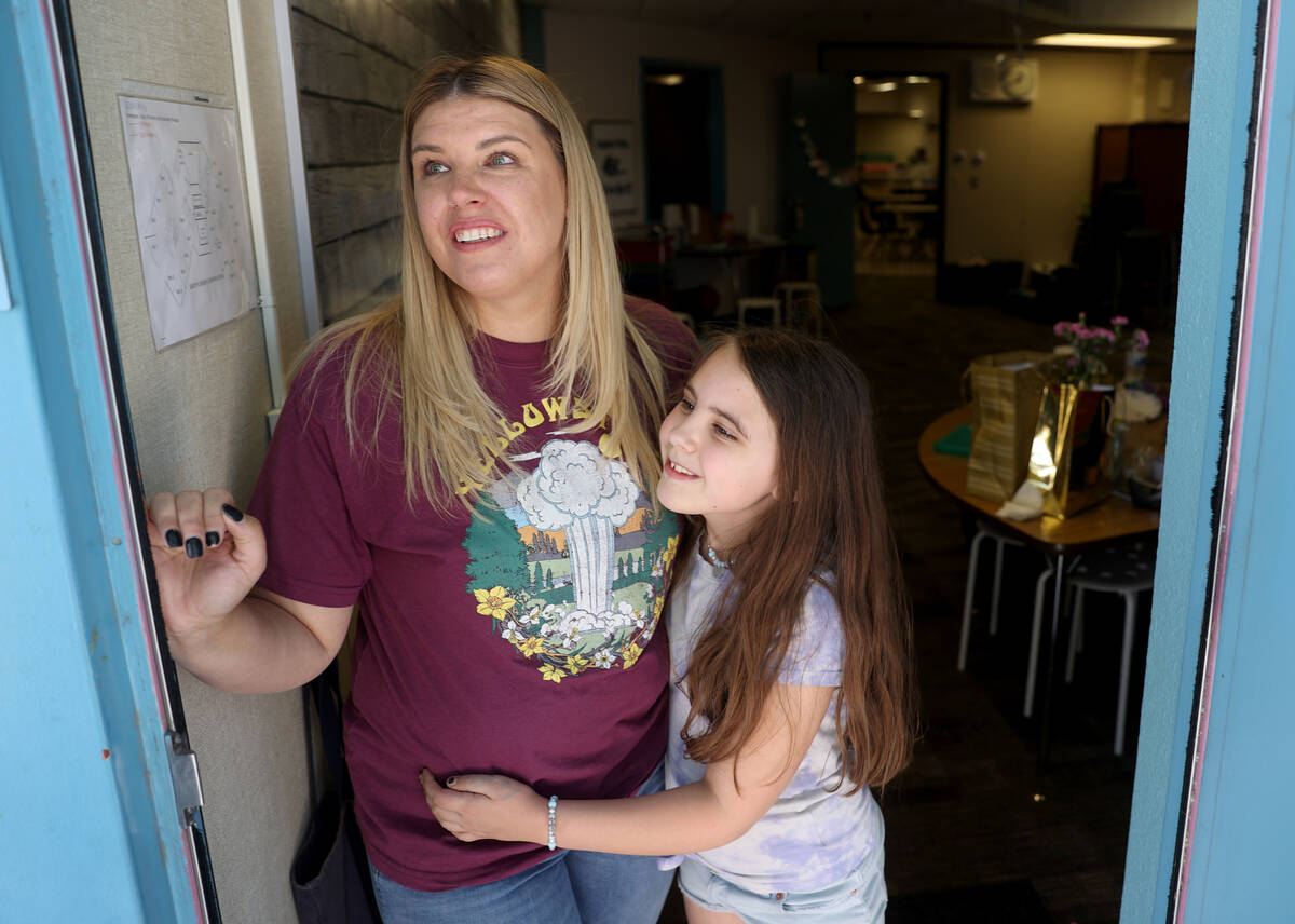 Third grade teacher Lindsey Shultzman with her daughter and student Shea Shultzman, 8, on the l ...