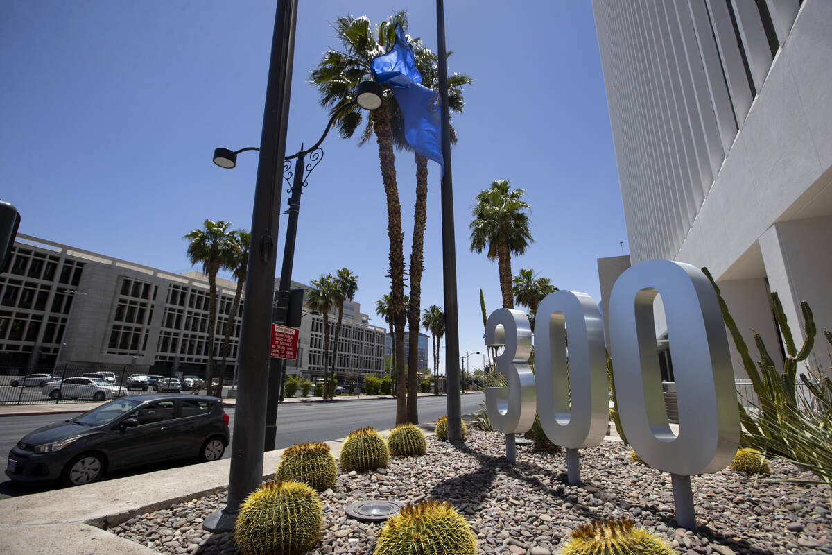 The exterior of a building at 300 S. 4th St., in Las Vegas, Thursday, May 26, 2022. The 17-stor ...