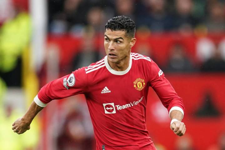 Manchester United's Cristiano Ronaldo controls the ball during a match against Everton at Old T ...