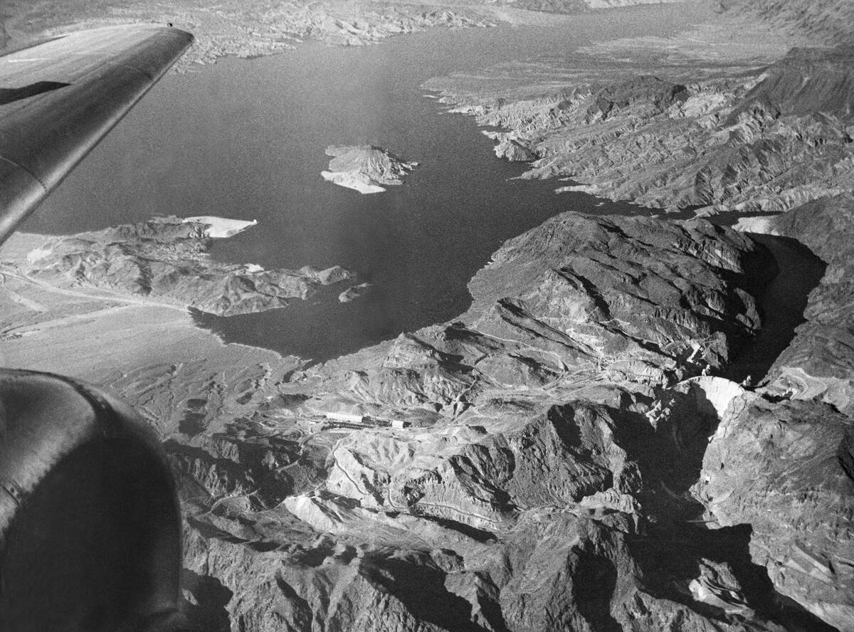The extent to which waters of the Colorado River have been backed up by Boulder Dam is shown, S ...