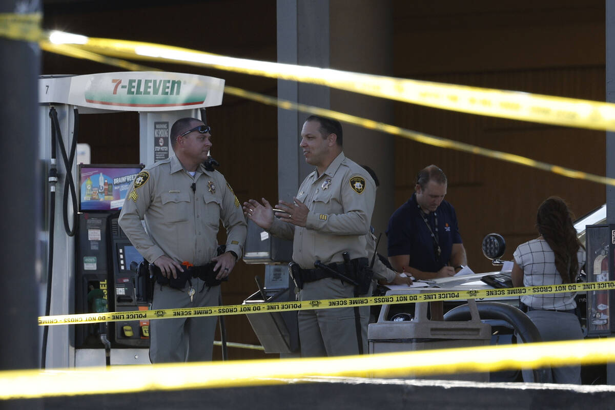 Las Vegas police investigate a fatal shooting at a 7-Eleven, 1601 W. Oakey Blvd., Saturday, Jul ...