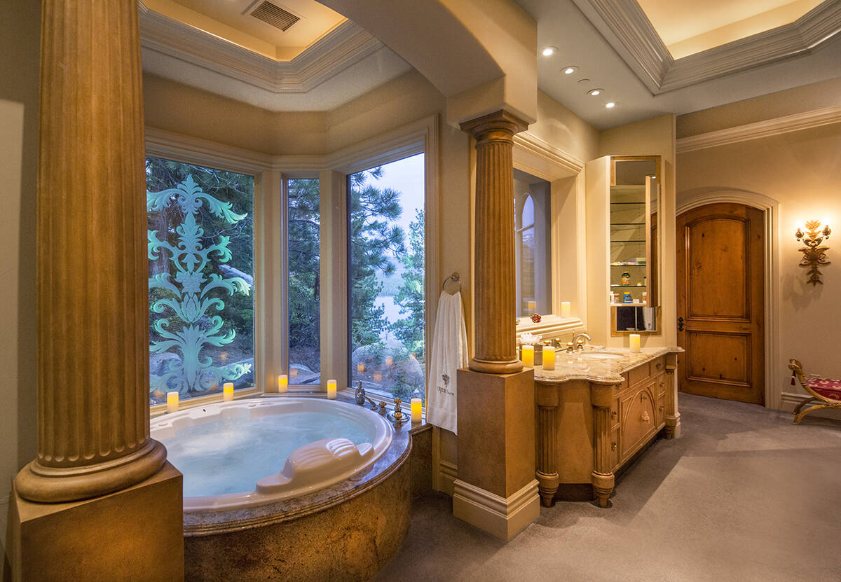 The master bath. (Chase International Realty)