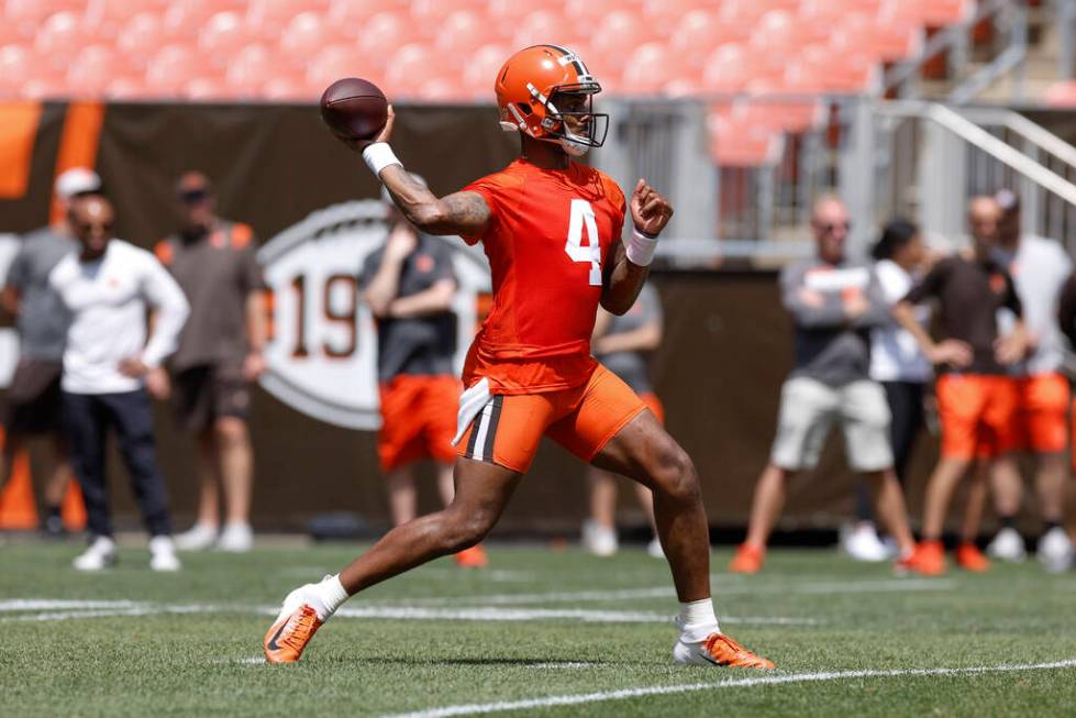 Cleveland Browns quarterback Deshaun Watson throws a pass during an NFL football practice at Fi ...