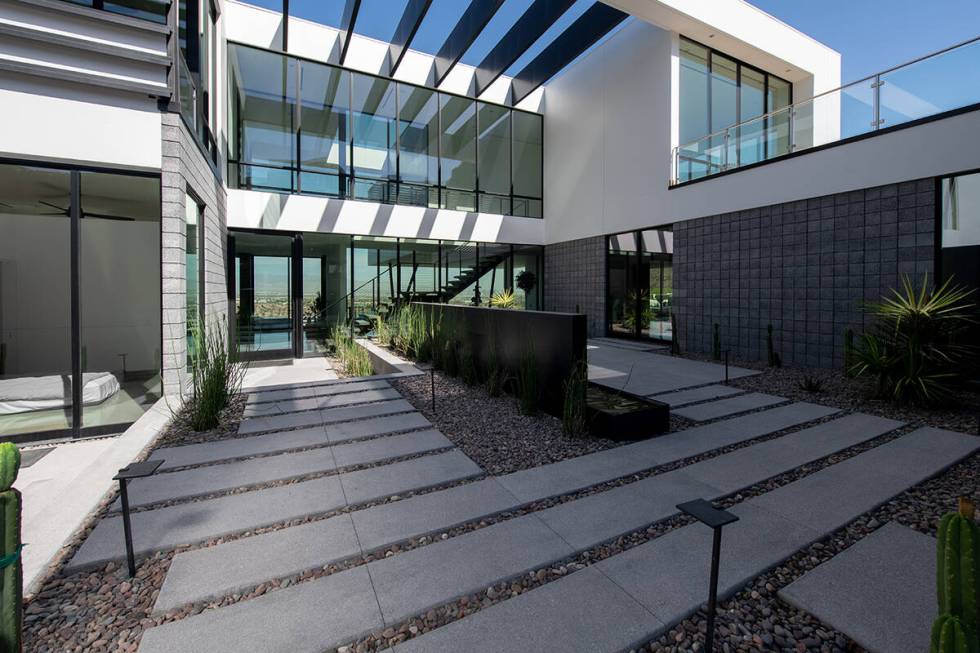 This Henderson home sold for $9.14 million. (Simply Vegas)