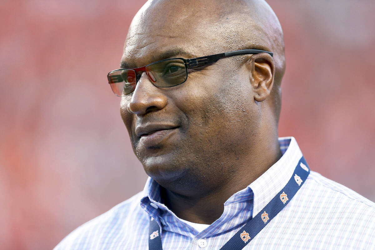 Former MLB and NFL player Bo Jackson, watches Auburn and Clemson practice before an NCAA colleg ...