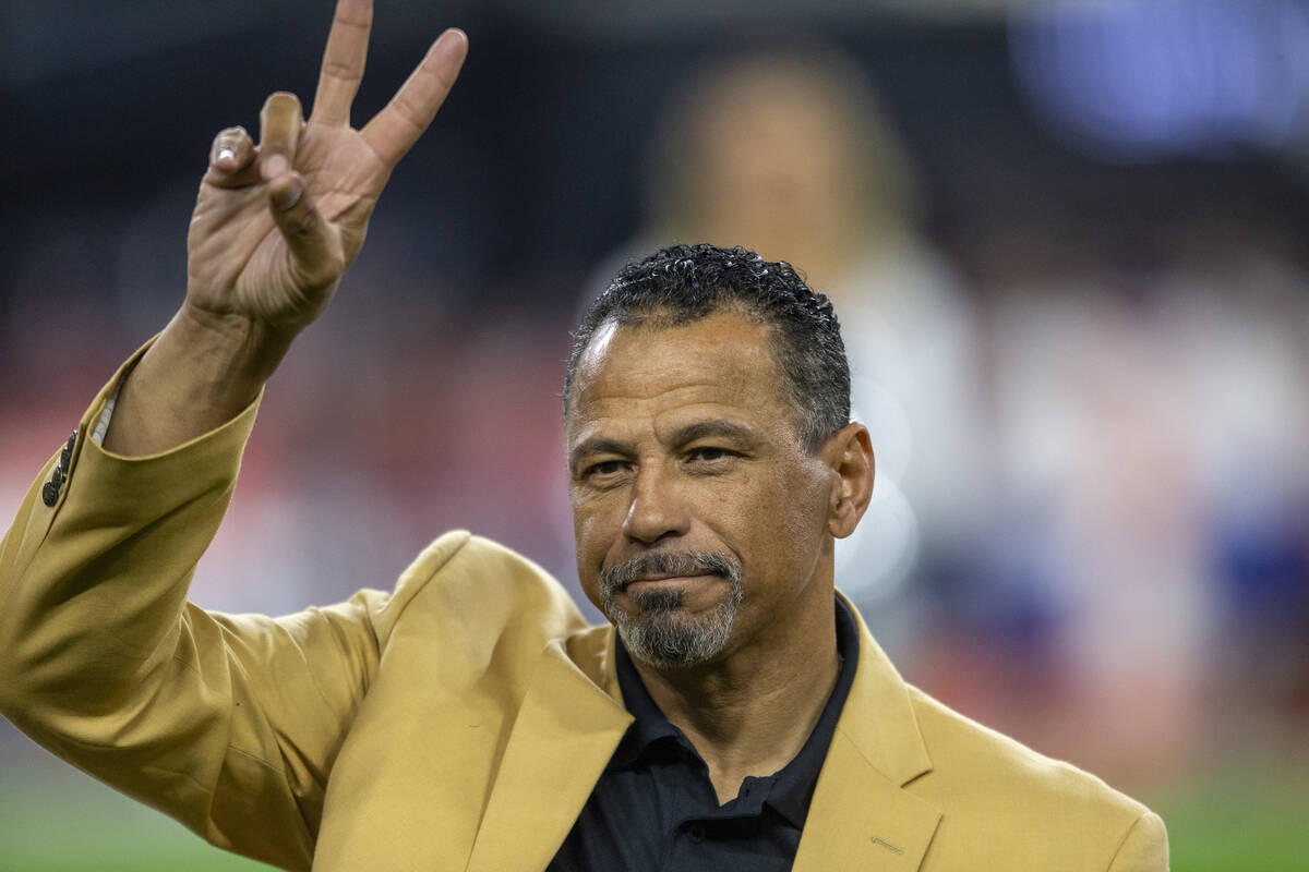Raiders Hall of Famer Rod Woodson before an NFL football game between the Raiders and the Kansa ...