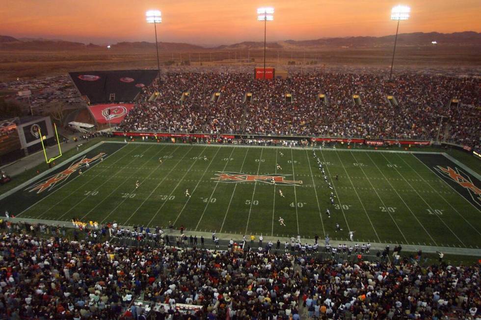 The NY/NJ Hitman kick off to the Las Vegas Outlaws to start the game and the season opener of t ...